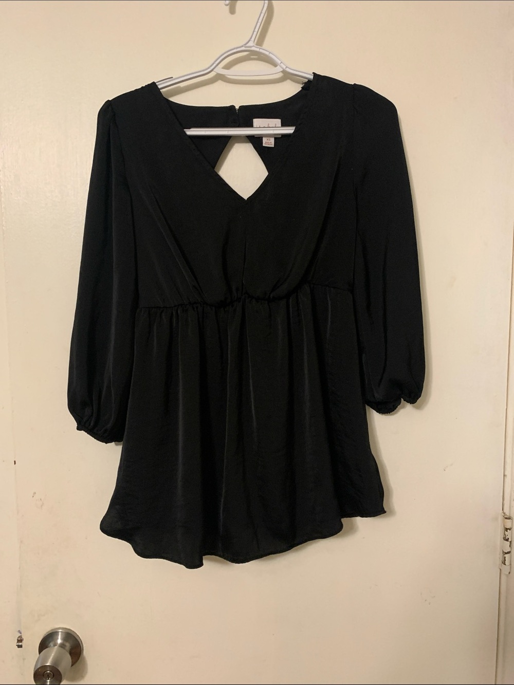 Ingrid & Isabel Black V-Neck Empire Waist Peplum Maternity Tunic